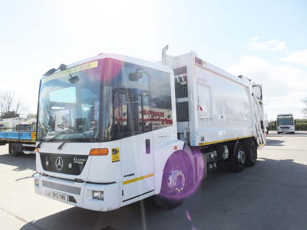 REF 75 - 2013 Mercedes Heil 50/50 Refuse Truck For Sale